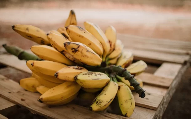 Cosmetologists talked about the benefits of bananas for face and hair