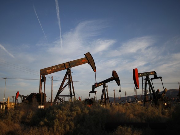 Oil prices rise amid escalating Russian-Ukrainian crisis