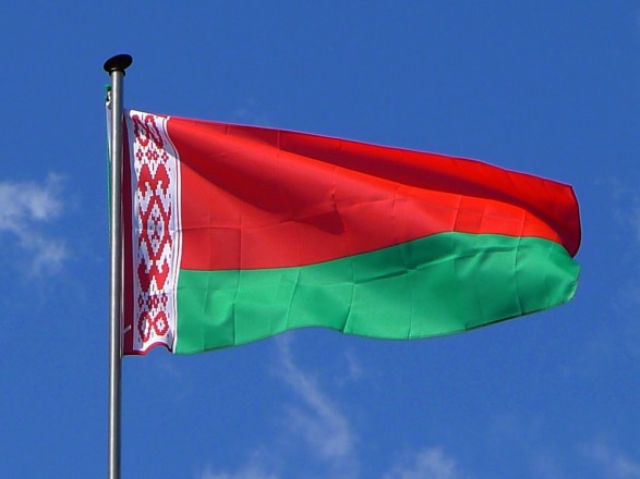 Belarus closes Ukraine's consulate general in Brest and sends diplomats