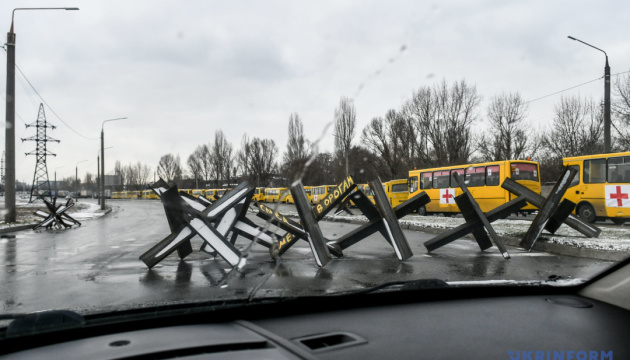 Russia agrees to open a humanitarian corridor from Mariupol
