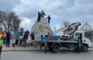 Residents of Odessa save Duke: more than a thousand sandbags will be placed around the monument