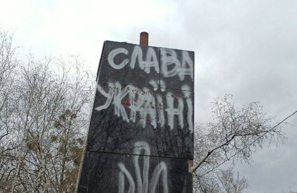 Unknown people dismantled a monument to Zhukov in Kharkiv