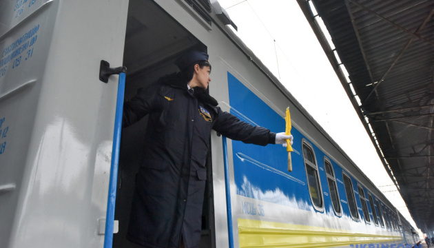 Six evacuation flights so far from Ukraine