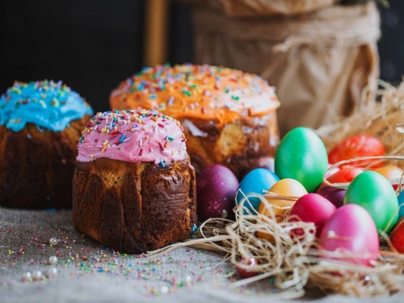 In Ukraine, canceled additional weekends for Easter and May holidays