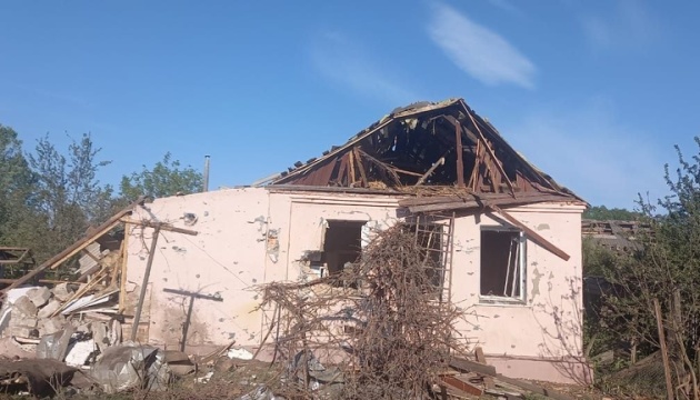 Shells, artillery and air raids rained down on the Sumy area