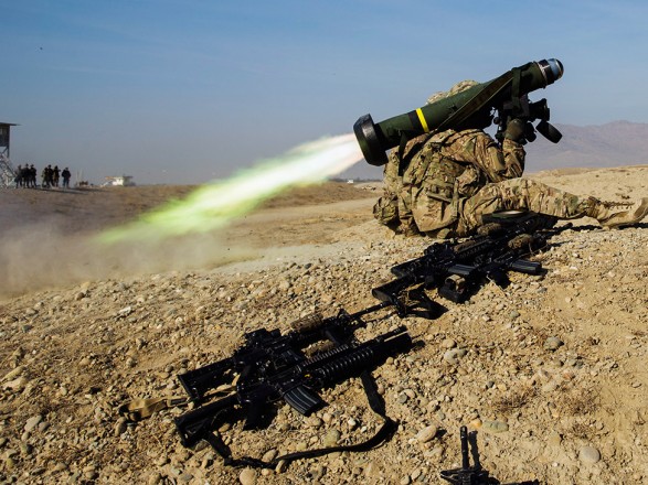 The West should increase the supply of heavy weapons to Ukraine - Stoltenberg