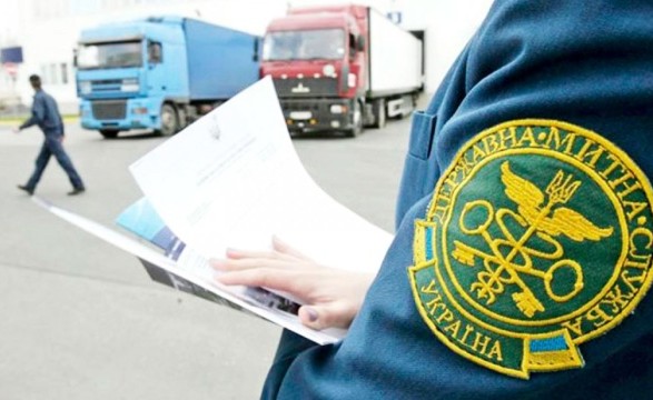 Dolce & Gabbana and Gucci for the needs of the Armed Forces: customs officers shift the blame to the defense