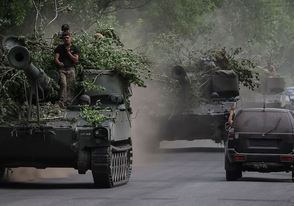 Russia is trying to increase pressure near Izyum and plans to attract reservists -British intelligence