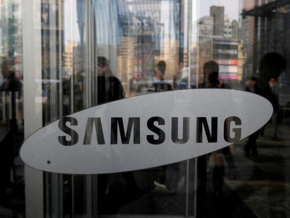 Samsung Australia has been fined $ 9.7 million for false statements about water resistance