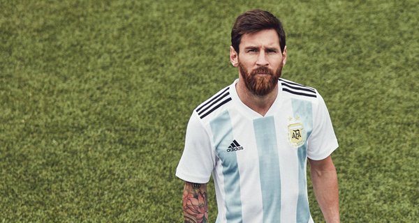 Argentine soccer player Messi responds to the press calling him a failure