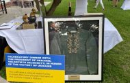 Zelensky's embroidered shirt was sold at auction for 100 thousand dollars