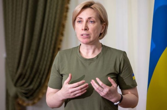Vereshchuk: obtaining a passport of an aggressor state by a Ukrainian citizen should be considered a crime