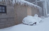 In the snow-covered Carpathians, the frost persists