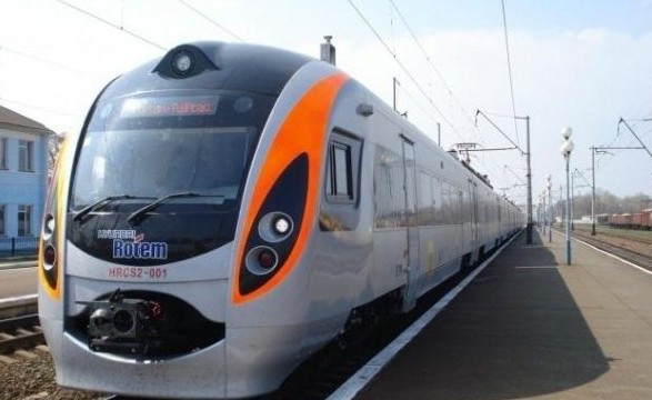 Despite the blackouts organized by the Rashists, trains between Kyiv and Kharkiv go on schedule
