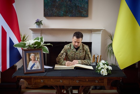 The President of Ukraine honored the memory of Her Majesty Queen Elizabeth II