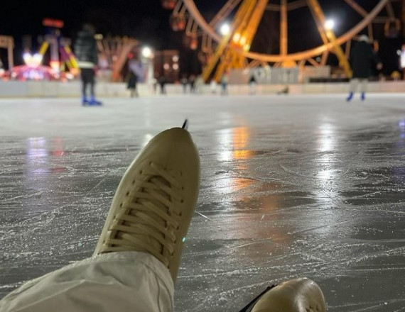 In Odesa, questions arose before the opening of the ice rink against the background of power outages: what does the OVA say
