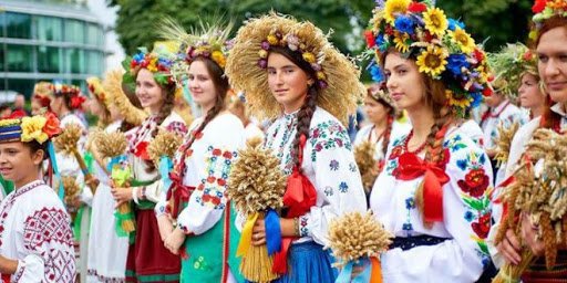 وتقاليد الشعب الاوكراني