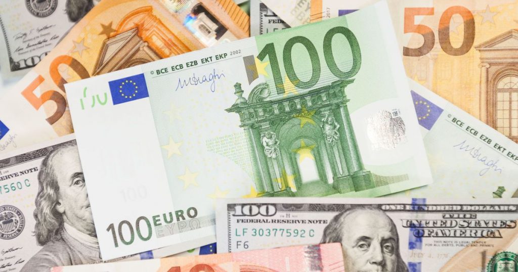 سعر الدولار واليورو مقابل الهريفنيا