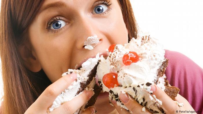 ماذا يحدث لجسم الإنسان عندما يتوقف عن تناول الحلويات