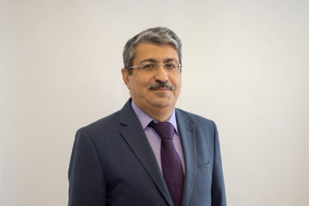أنس عبد الحي، المدير ونائب الرئيس التنفيذي لدى بروڤن كونسلت