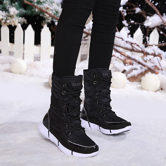 الرياضات الشتوية مسابقة الجري بارتداء الجوارب البيتية في فنلندا