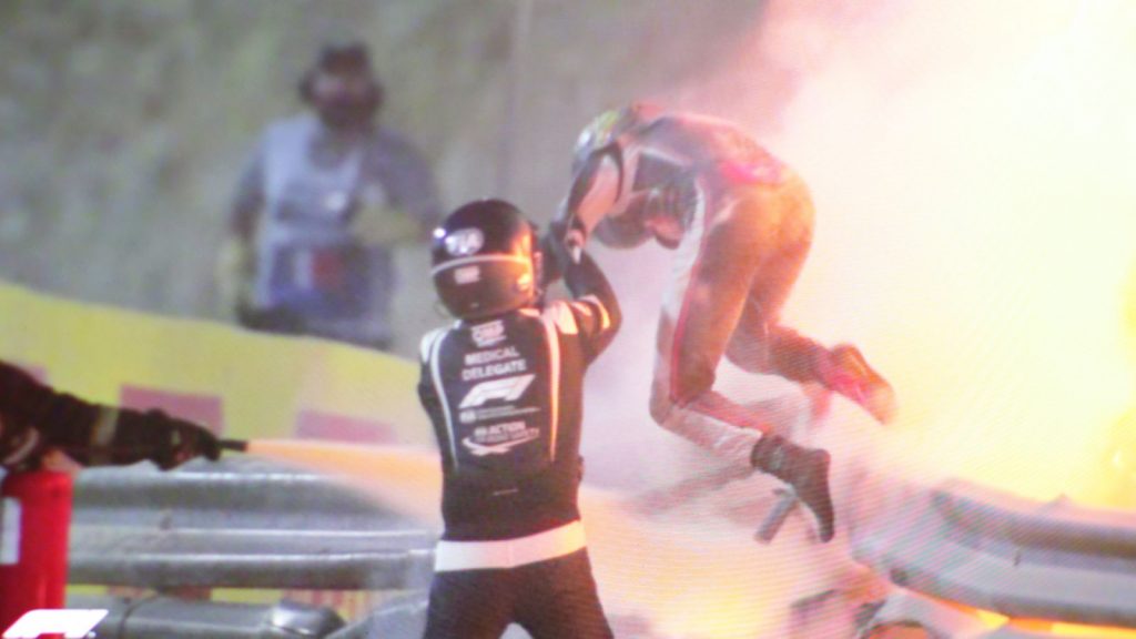 انفجار سيارة أثناء سباق الفورمولا 1