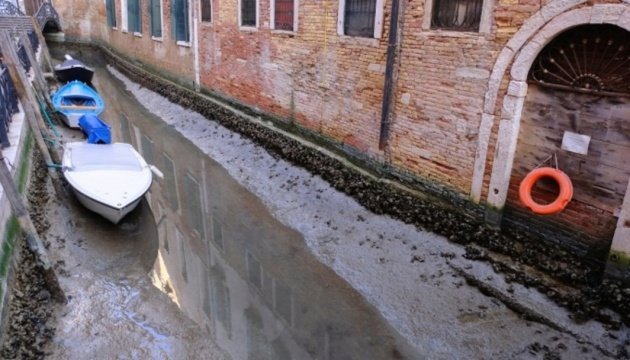 جفاف قنوات المياه في البندقية
