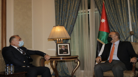 رئيس الوزراء الاردني يؤكد على ضرورة تسريع المشاريع العراقية الاردنية المشتركة