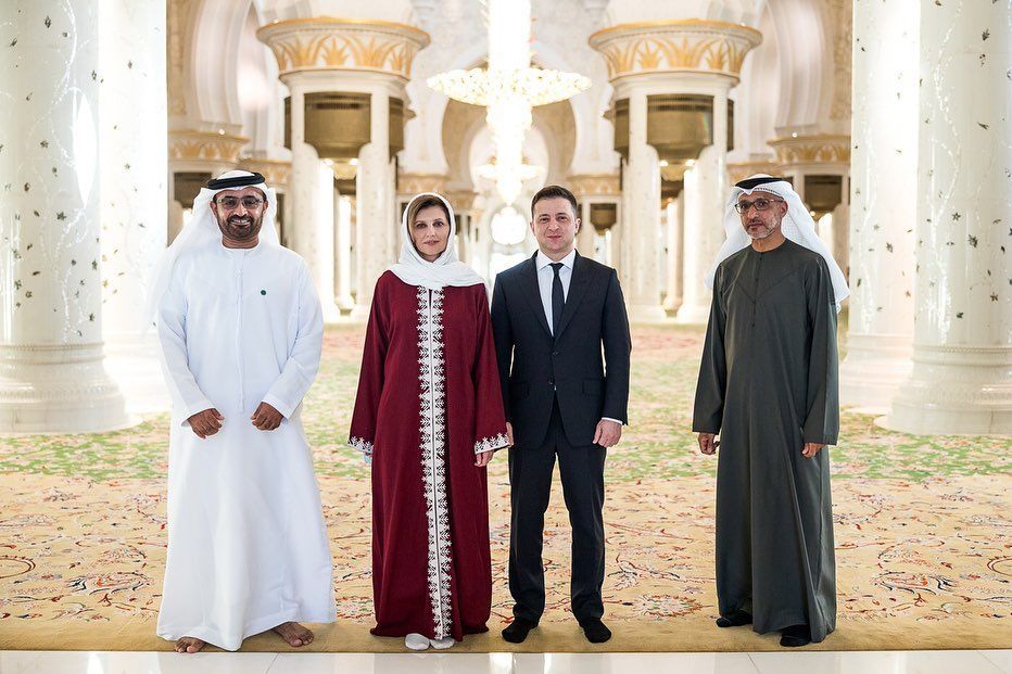 اولينا زيلينسكي تبهر العالم بزيها العربي اثناء زيارة الامارات - بوابة  اوكرانيا