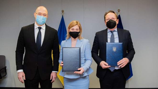 سيتمكن موظفو الخدمة المدنية الأوكرانيون من الدراسة في دورات في الاتحاد الأوروبي
