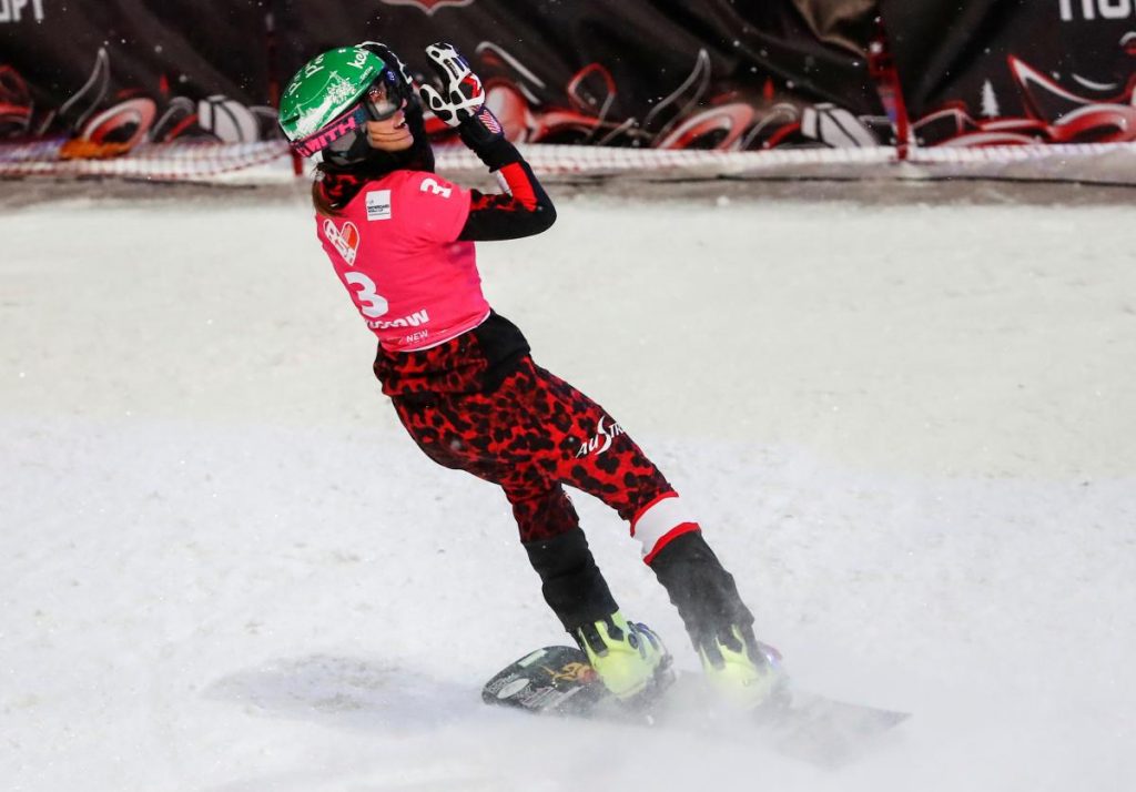 انتصار ملحمي: متزلج اوكراني يفوز بالميدالية الذهبية في كأس اوروبا