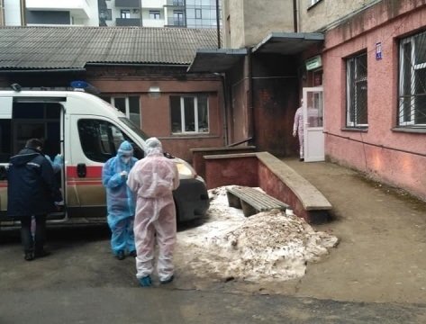 موت مواطن في مستشفى تشيرنيفتسي