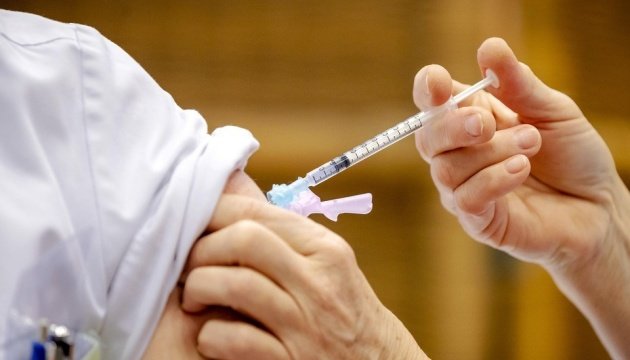 اليابان تبدا حملة التطعيم ضد كورونا