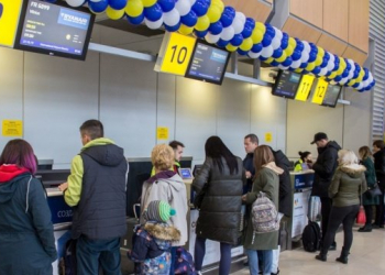 انخفاض حركة الركاب في مطار اوديسا بنسبة 58 % خلال 2020