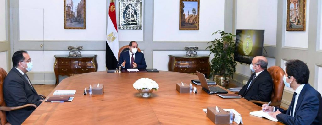 الرئيس السيسي يوجه الحكومة برفع الحد الأدنى للأجور