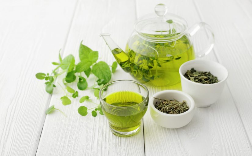 10 فوائد بالأدلة للشاي الأخضر