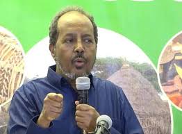الرئيس الصومالي الاسبق علي مهدي محمد