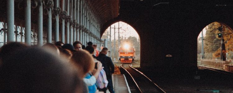 انخفاض معدل حركة الركاب في اوكرانيا وخسائر جمة تصيب قطاع النقل والسبب كورونا