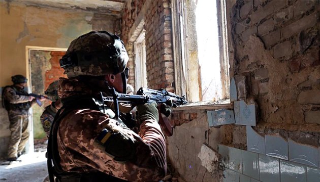 تسجيل 10 انتهاكات لوقف اطلاق النار في دونباس