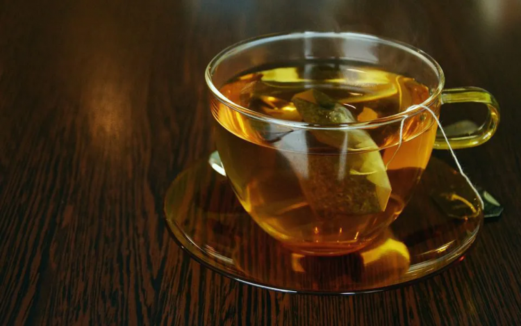 هل من الممكن تحضير وشرب الشاي مع انتهاء تاريخ الصلاحية