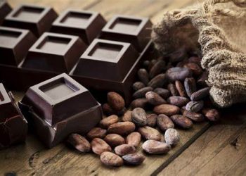 7 فوائد صحية مثبتة للشوكولاتة الداكنة