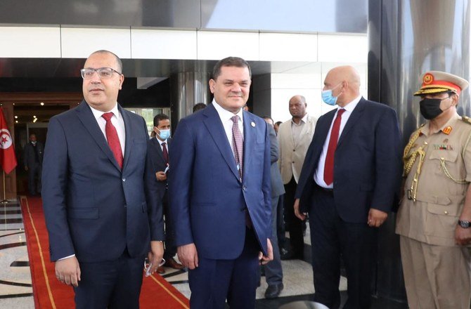 رئيس الوزراء التونسي يزور ليبيا سعيا وراء التعاون الاقتصادي
