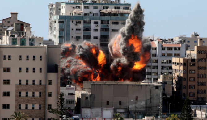 صاحب مبنى إعلامي في غزة يشكو للمحكمة الجنائية الدولية