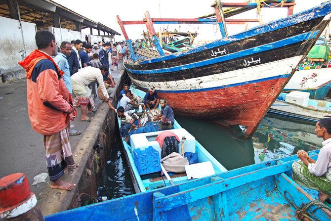 مركز الملك سلمان للإغاثة يضعى استراتيجية تسعى إلى تحفيز صناعة صيد الأسماك في اليمن