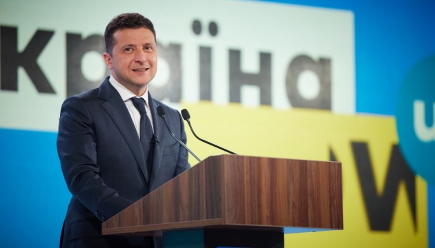 يقدم زيلينسكي برنامجًا وطنيًا جديدًا بعنوان "أوكرانيا الصحية"