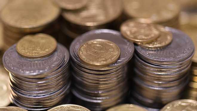 البنك الأهلي الأوكراني سيبيع ما يقرب من 46 طنًا من العملات المعدنية الفاسدة في المزاد