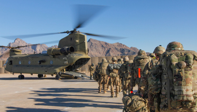 الأفغان المتعاونون مع الجيش الأمريكي بدأو في الترحيل إلى الولايات المتحدة