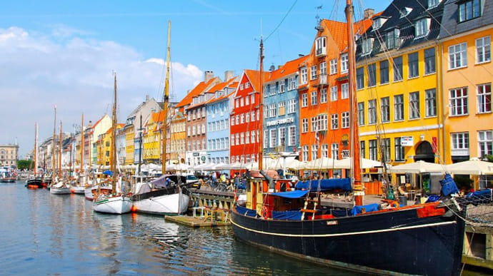 الدنمارك تفتح ابوابها للاوكرانيين من أجل السياحة