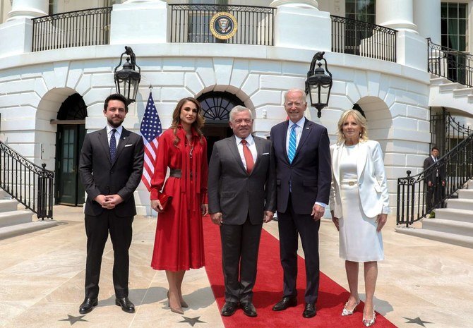العاهل الأردني الملك عبد الله وزوجته الملكة رانيا وولي العهد الأمير حسين بن عبد الله الثاني والرئيس الأمريكي جو بايدن وجيل بايدن