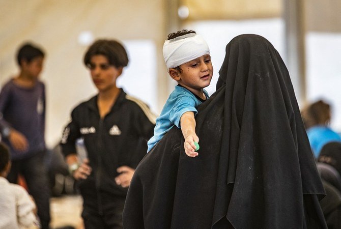 بلجيكا تعيد ست أمهات و 10 أطفال من سوريا